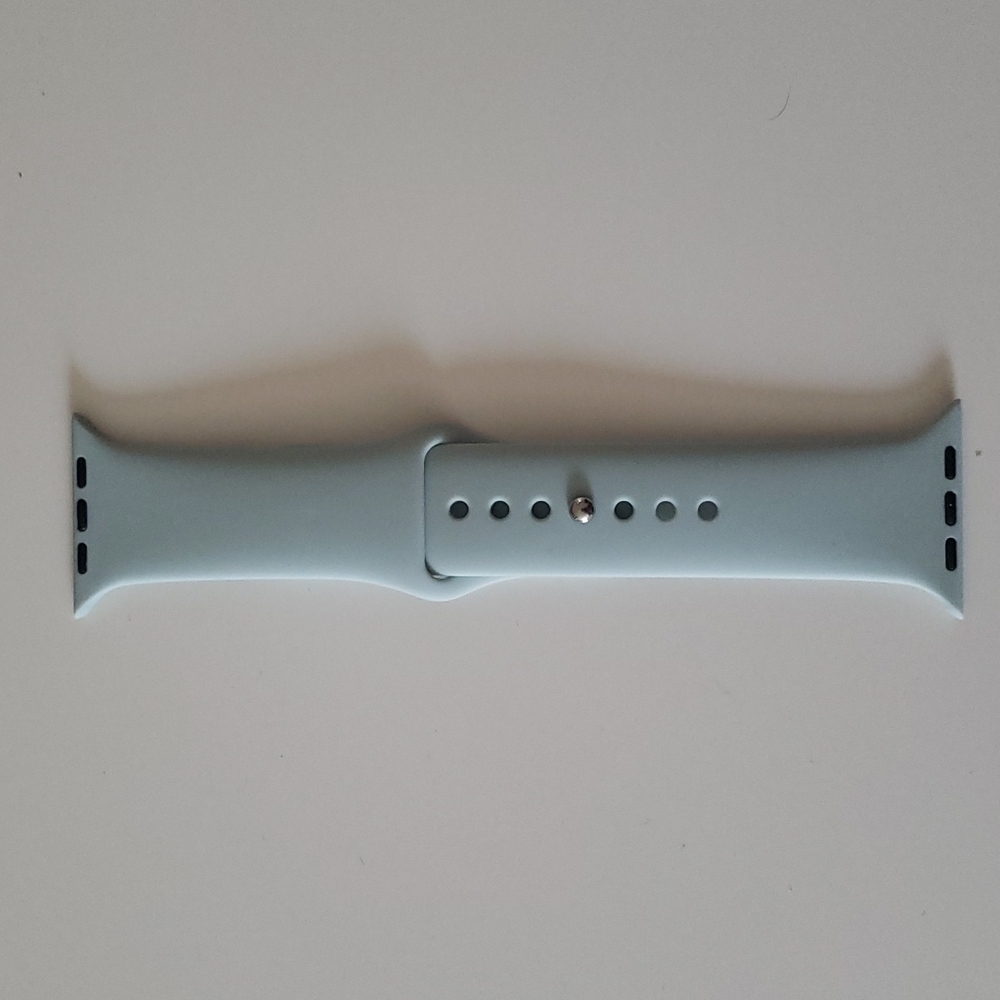 Light blue apple band